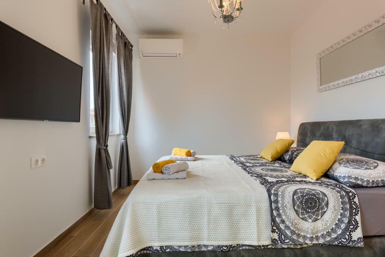 Apartments Dream In Arena 1 Pula Center Free Parking Esterno foto